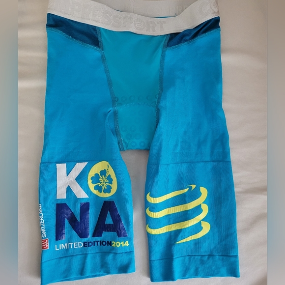 Men's small Kona limited edition tri shorts - Picture 1 of 4